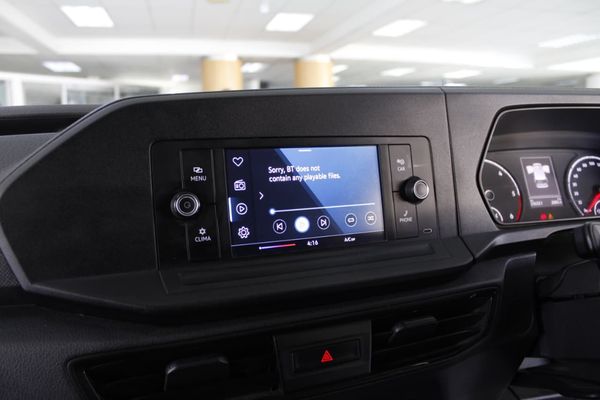 2022-Volkswagen-Caddy-PANEL-VAN image:8