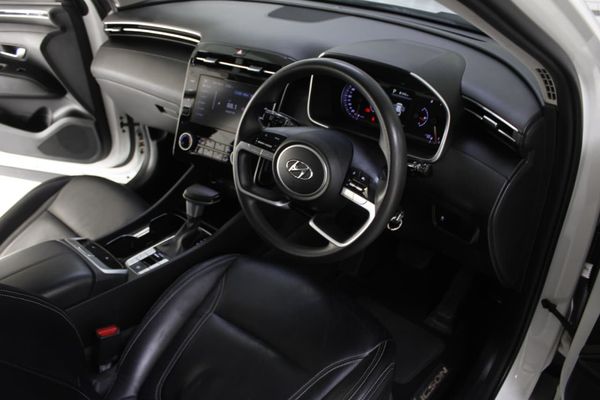 2022-Hyundai-Tucson-PREMIUM image:22
