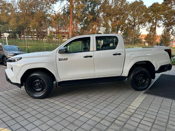 2026-Toyota-Hilux-28-GD-6-RB-SRX-4x4-Auto-Double-Cab image:12