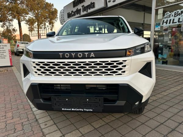 2026-Toyota-Hilux-28-GD-6-RB-SRX-4x4-Auto-Double-Cab image:2
