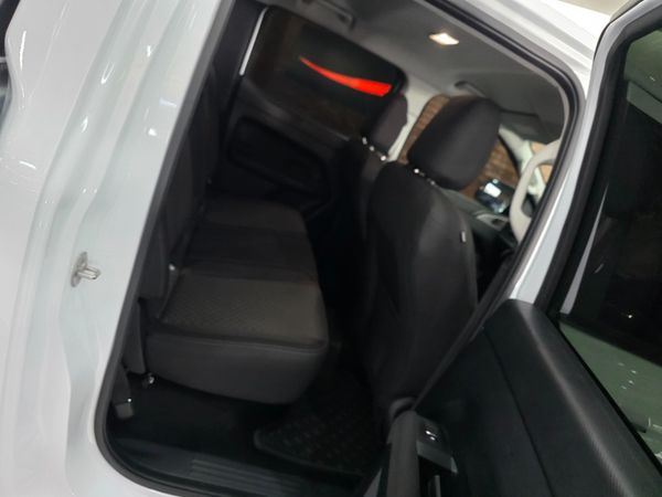 2026-Volkswagen-Amarok-20-TDI-125kW-Life-Auto-Double-Cab image:5