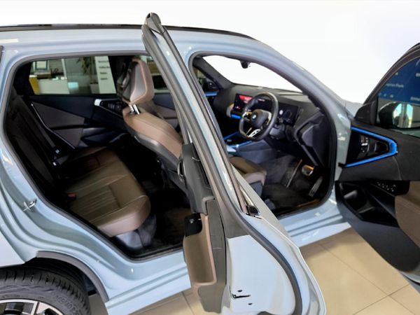 2025-BMW-X3-20d-xDrive-M-Sport image:8