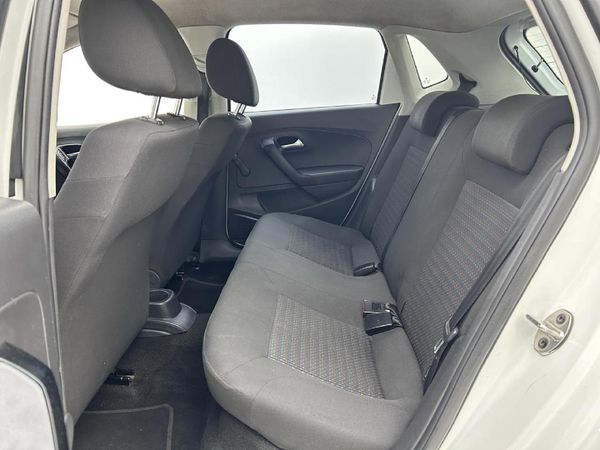 2021-Volkswagen-Polo-Vivo-14-Trendline-5-dr image:11