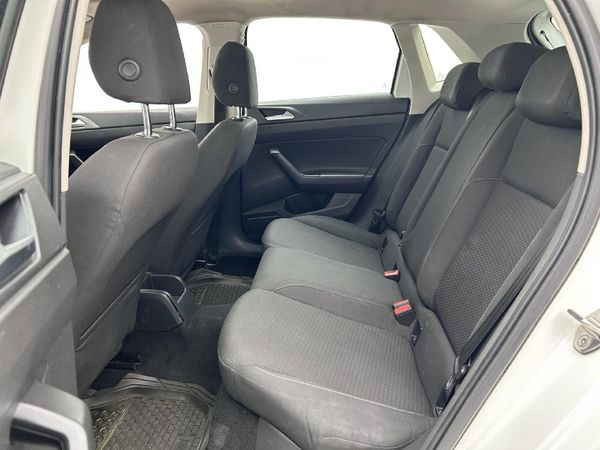 2018-Volkswagen-Polo-10-TSI-Comfortline image:11