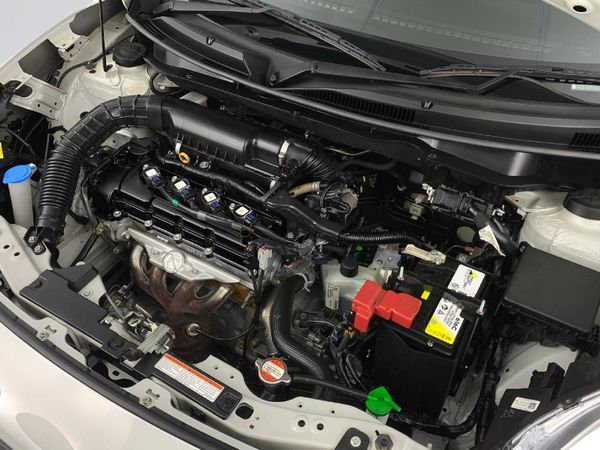 2021-Suzuki-Swift-12-GLX-Auto image:7