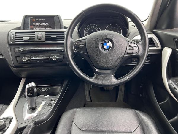 2013-BMW-1-Series-116i-5-dr-Auto image:6