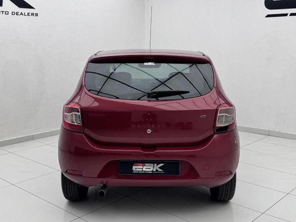 2015-Renault-Sandero-900T-Dynamique image:4
