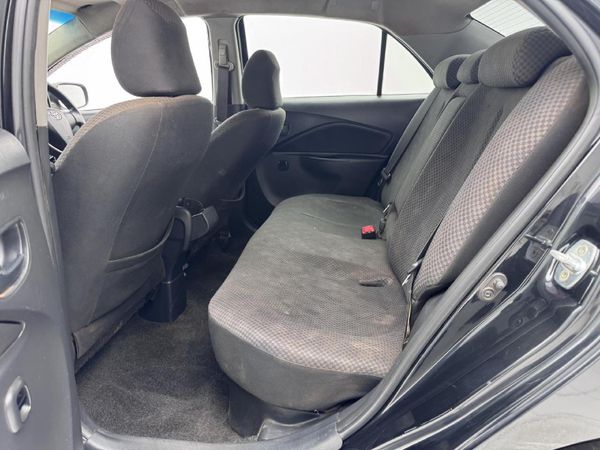 2008-Toyota-Yaris-T3 image:11