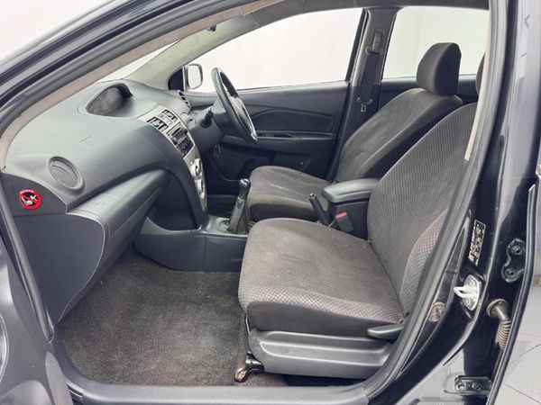 2008-Toyota-Yaris-T3 image:6