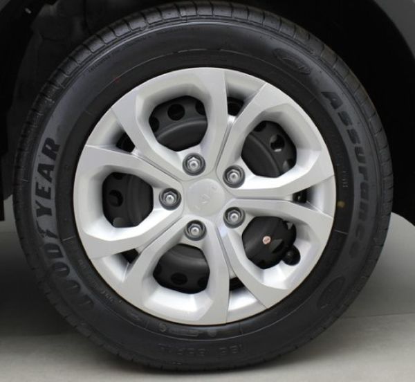 2026-Kia-Sonet-15-LS image:8