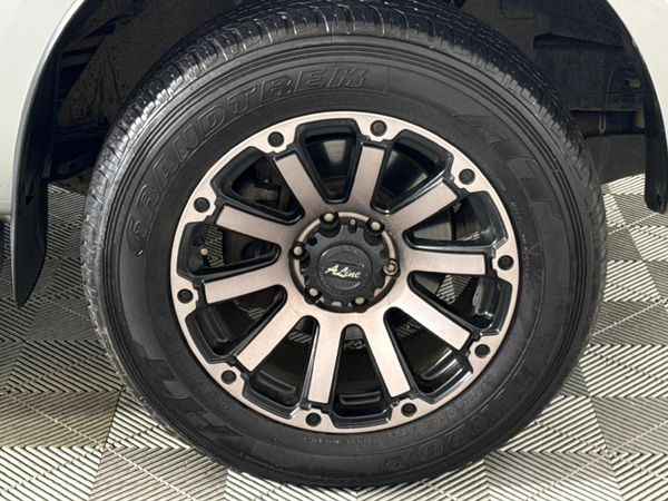 2019-Ford-Everest-22-TDCi-XLT-Auto image:5