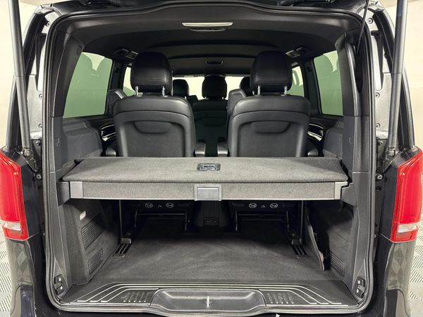 2019-Mercedes-Benz-V-Class-V-250-Bluetec-Avantgarde-Auto image:12