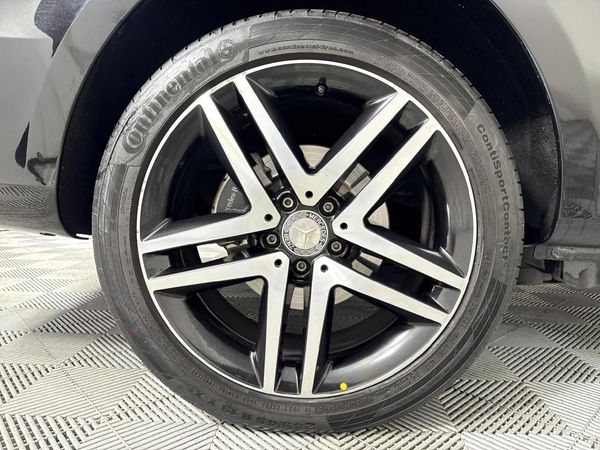 2019-Mercedes-Benz-V-Class-V-250-Bluetec-Avantgarde-Auto image:7