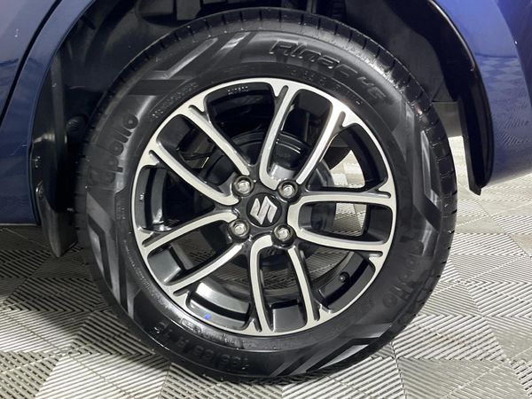 2022-Suzuki-Swift-12-GLX image:5