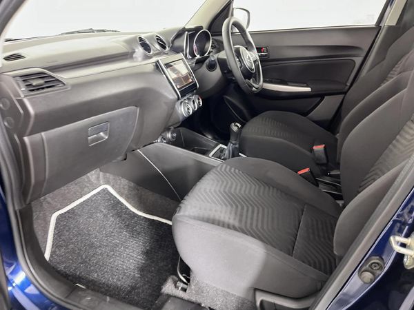 2022-Suzuki-Swift-12-GLX image:7