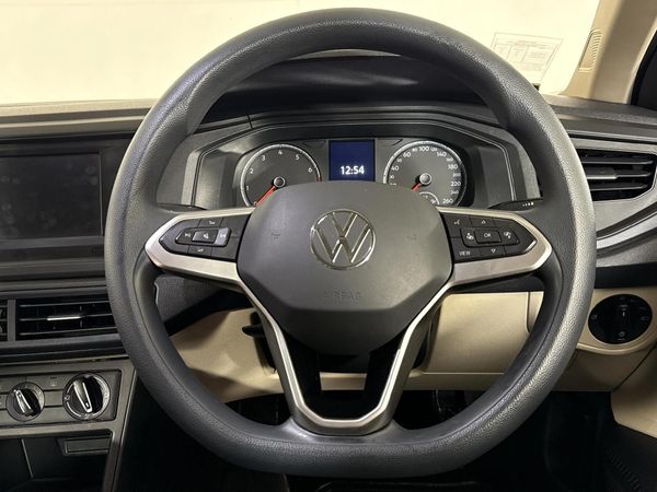2024-Volkswagen-Polo-16-Classic-Auto image:12