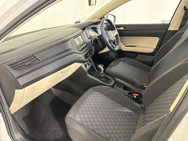 2024-Volkswagen-Polo-16-Classic-Auto image:8