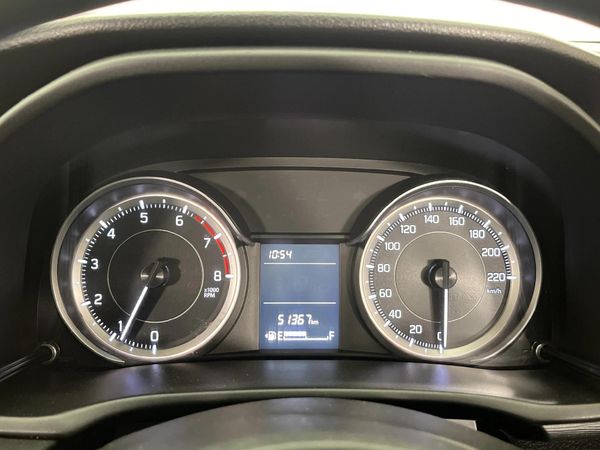 2023-Suzuki-Ertiga-15-GA image:2