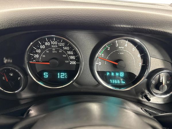 2017-Jeep-Wrangler-36-V6-Rubicon-2-dr-Auto image:2