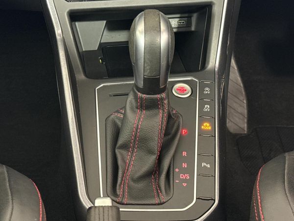 2021-Volkswagen-Polo-20-GTI-Auto-147kW image:9
