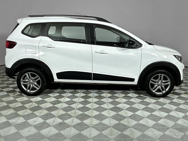 2022-Renault-Triber-10-Intens-Auto image:17