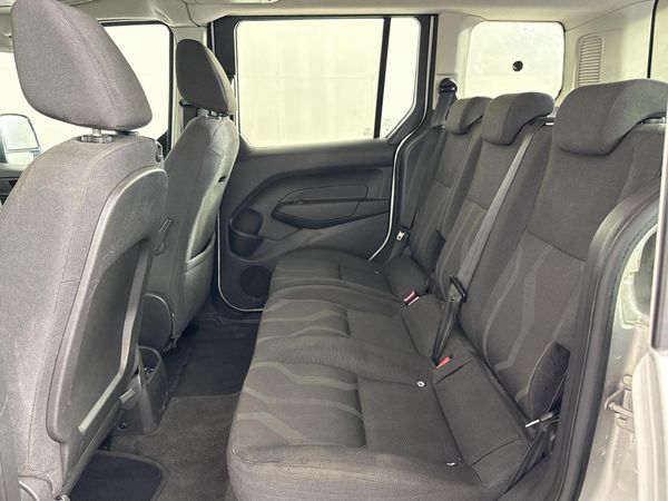 2017-Ford-Tourneo-Connect-10-Trend-SWB image:2