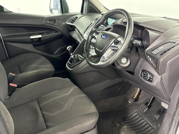 2017-Ford-Tourneo-Connect-10-Trend-SWB image:7