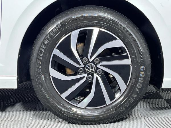 2022-Volkswagen-Polo-10-TSI-Life image:5
