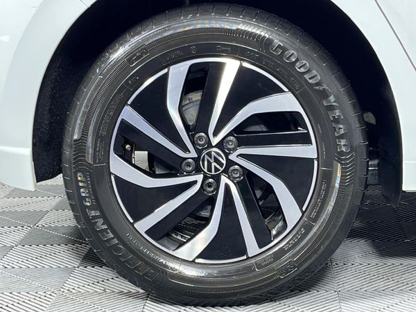 2022-Volkswagen-Polo-10-TSI-Life image:7