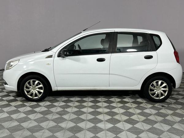 2011-Chevrolet-Aveo-16-L-Hatch image:18