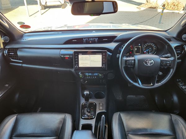 2022-Toyota-Hilux-28-GD-6-Raised-Body-Legend-Auto-Double-Cab image:6