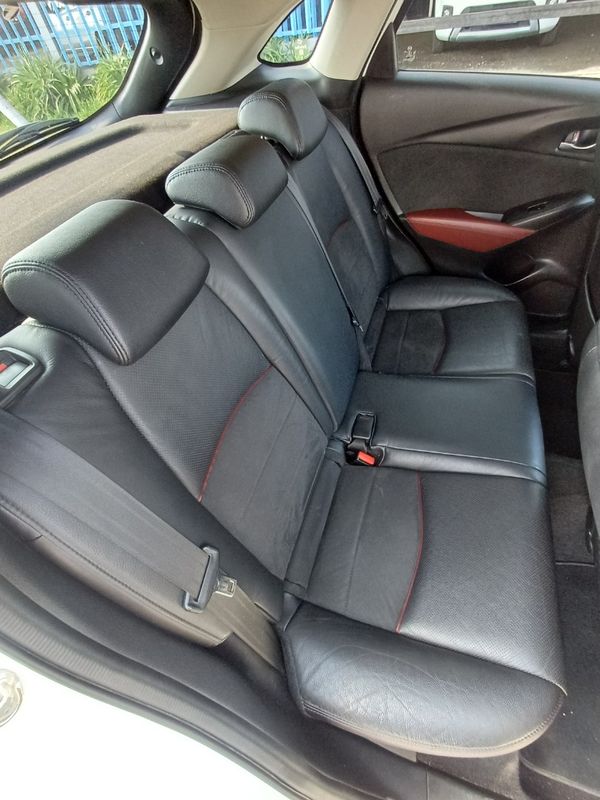 2017-Mazda-CX-3-20-INDIVIDUAL image:12