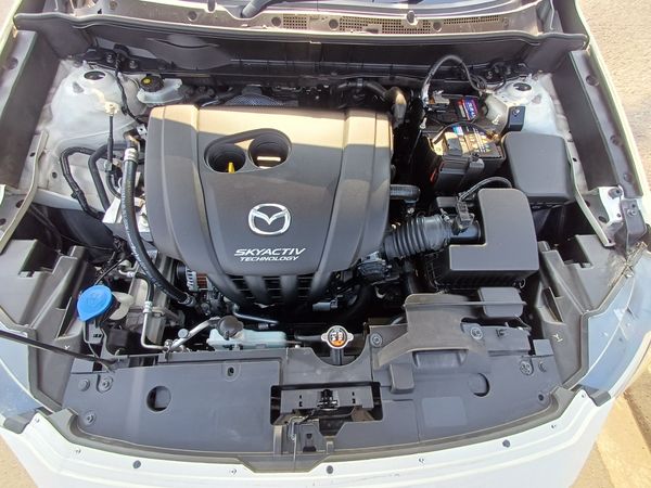 2017-Mazda-CX-3-20-INDIVIDUAL image:14