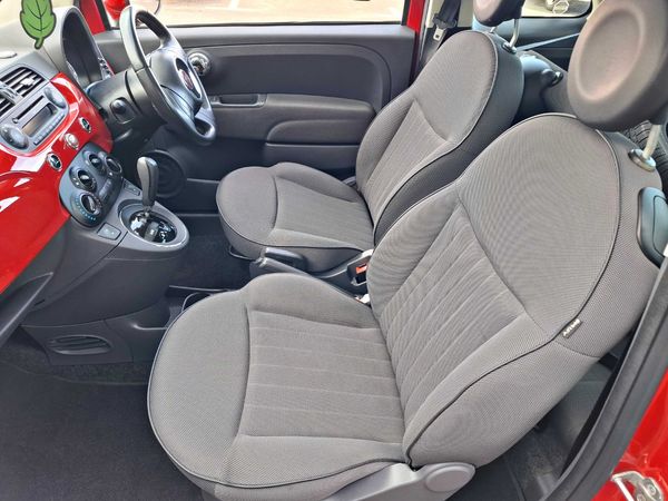 2013-Fiat-500-12-Lounge-Auto image:4