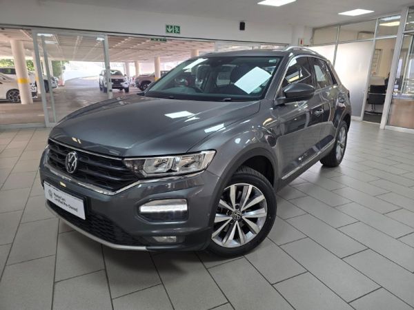 2021-Volkswagen-T-Roc-20-TSI-Design-4Mot-Auto image:4