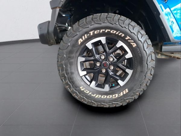 2024-Jeep-Gladiator-Rubicon-36-4x4-Auto-Double-Cab image:23
