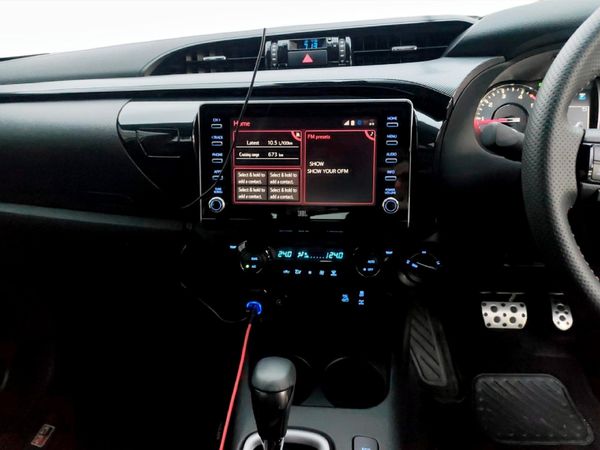 2026-Toyota-Hilux-28GD-6-GR-Sport-Double-Cab-4x4 image:13