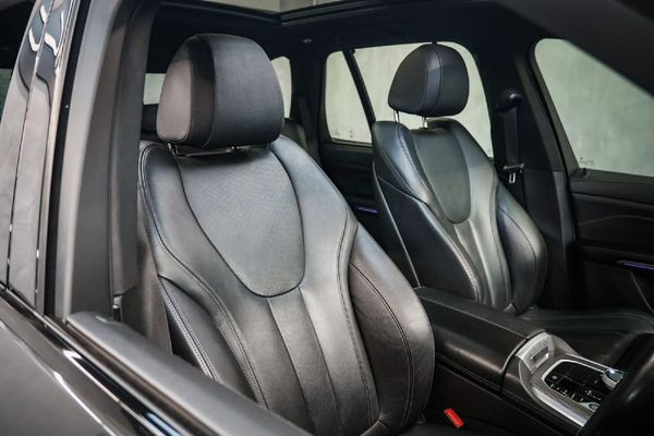 2023-BMW-X5-xDrive30d-M-Sport image:15