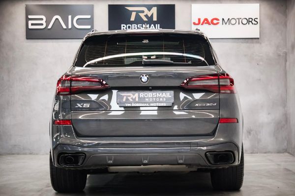 2023-BMW-X5-xDrive30d-M-Sport image:3