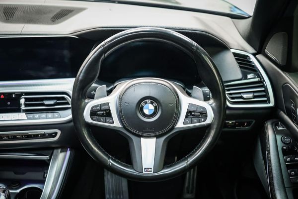 2023-BMW-X5-xDrive30d-M-Sport image:5