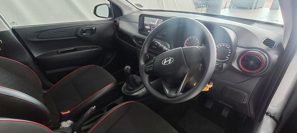 2025-Hyundai-Grand-i10-10-Motion image:3