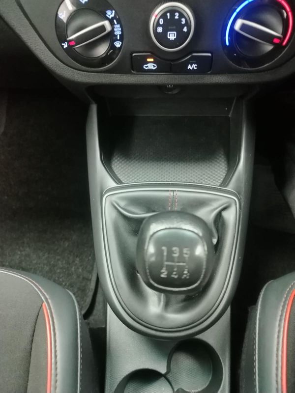 2023-Hyundai-Grand-i10-10-Motion image:15