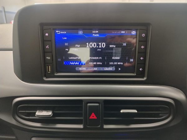 2023-Hyundai-Grand-i10-10-Motion image:18