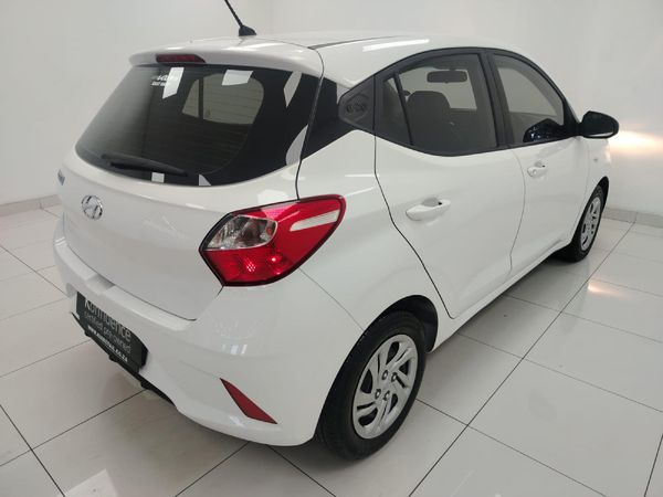 2023-Hyundai-Grand-i10-10-Motion image:27