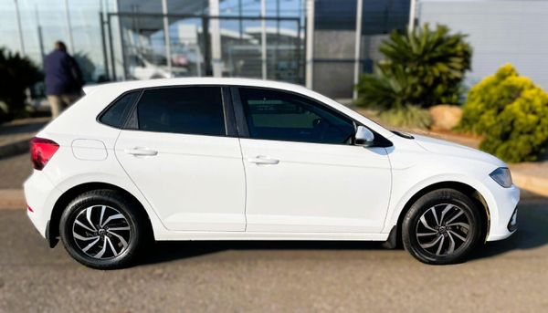 2024-Volkswagen-Polo-10-TSI image:7