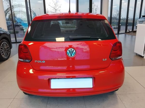 2010-Volkswagen-Polo-14-Comfortline image:4