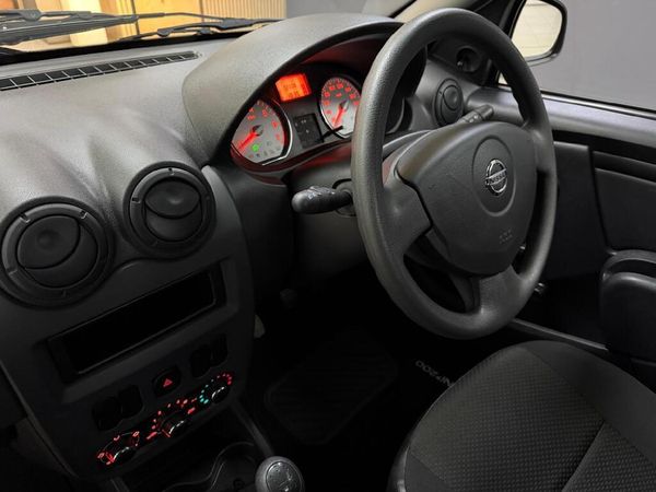 2023-Nissan-NP200-16-AC-Safety-Pack image:12