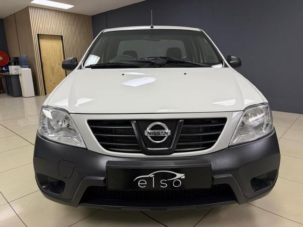 2023-Nissan-NP200-16-AC-Safety-Pack image:1