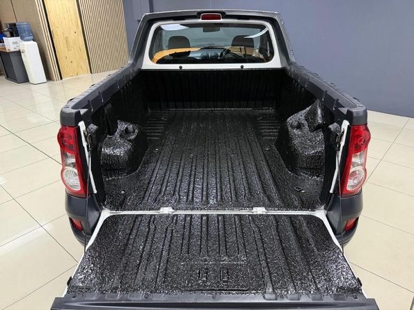 2023-Nissan-NP200-16-AC-Safety-Pack image:6