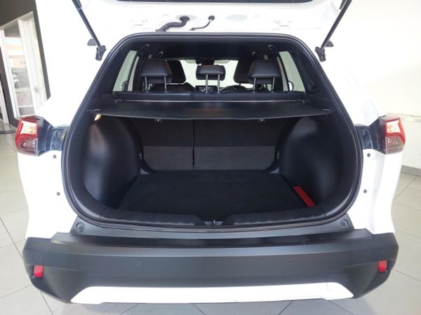 2025-Toyota-Corolla-18-XR-Hybrid-Auto image:5